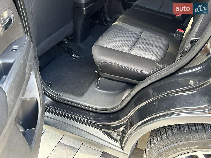 Внедорожник / Кроссовер Mitsubishi Outlander 2015 в Ровно