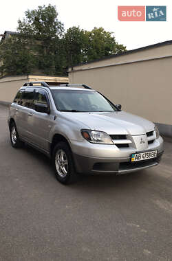 Позашляховик / Кросовер Mitsubishi Outlander 2002 в 