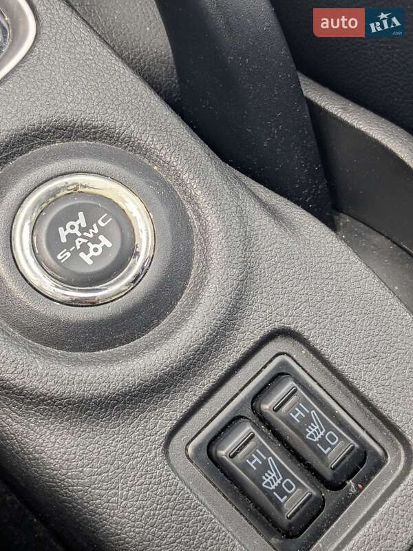 Внедорожник / Кроссовер Mitsubishi Outlander 2014 в Киеве