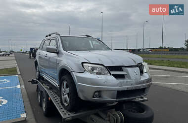 Внедорожник / Кроссовер Mitsubishi Outlander 2006 в 