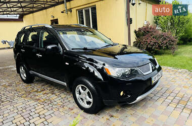 Внедорожник / Кроссовер Mitsubishi Outlander 2008 в 