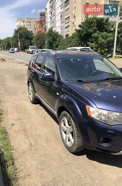 Внедорожник / Кроссовер Mitsubishi Outlander 2009 в 