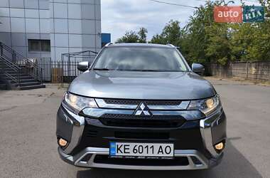 Позашляховик / Кросовер Mitsubishi Outlander 2019 в Кривому Розі