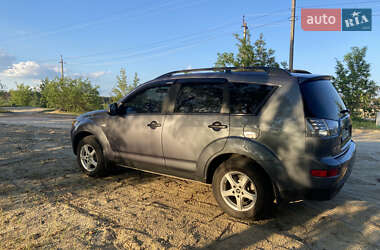 Внедорожник / Кроссовер Mitsubishi Outlander 2007 в 