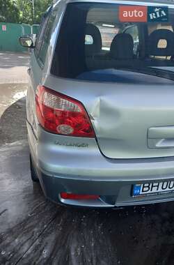 Внедорожник / Кроссовер Mitsubishi Outlander 2005 в 