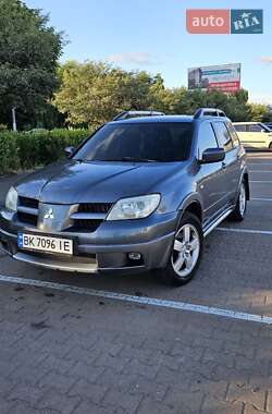 Внедорожник / Кроссовер Mitsubishi Outlander 2005 в Виннице