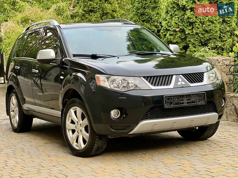 Внедорожник / Кроссовер Mitsubishi Outlander 2007 в Хмельницком