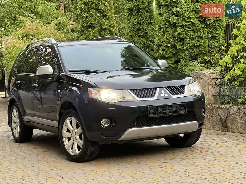 Внедорожник / Кроссовер Mitsubishi Outlander 2007 в Хмельницком