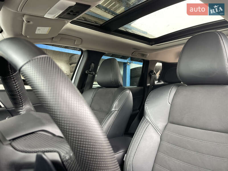 Внедорожник / Кроссовер Mitsubishi Outlander 2023 в Львове