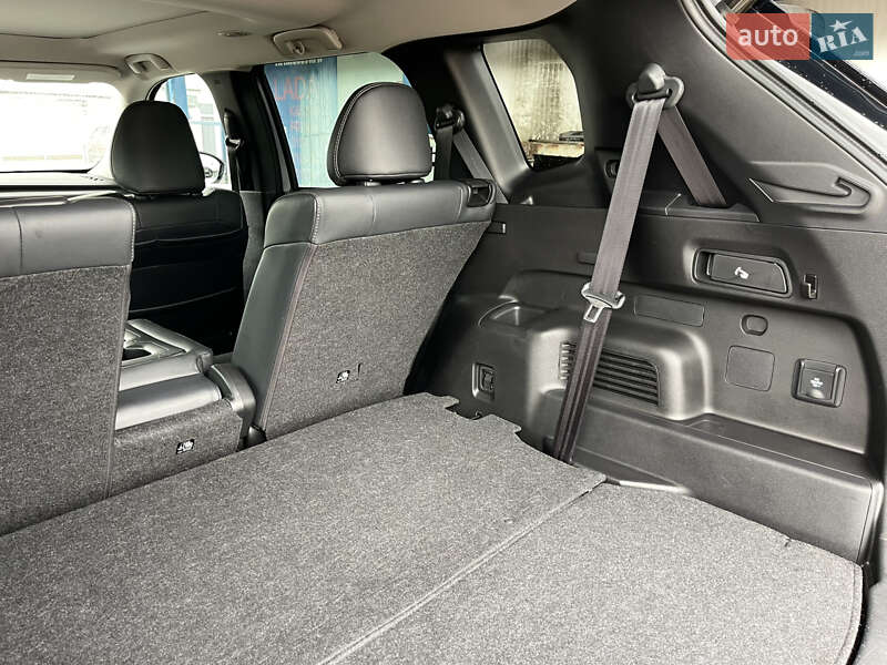Внедорожник / Кроссовер Mitsubishi Outlander 2023 в Львове