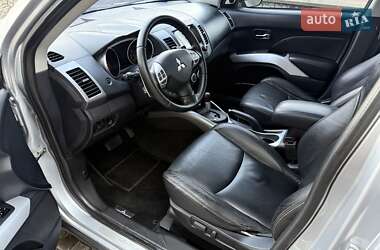 Внедорожник / Кроссовер Mitsubishi Outlander 2007 в 