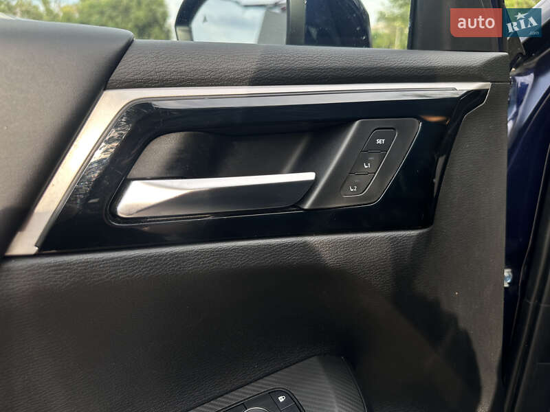 Внедорожник / Кроссовер Mitsubishi Outlander 2022 в Запорожье