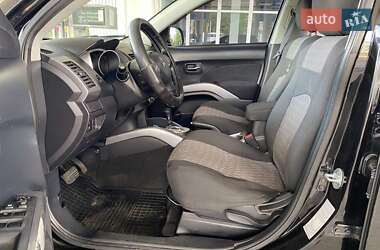 Внедорожник / Кроссовер Mitsubishi Outlander 2008 в 
