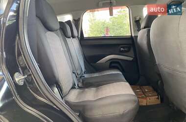 Внедорожник / Кроссовер Mitsubishi Outlander 2008 в 
