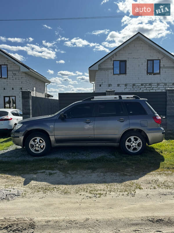 Mitsubishi Outlander 2006