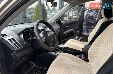 Внедорожник / Кроссовер Mitsubishi Outlander 2009 в Харькове