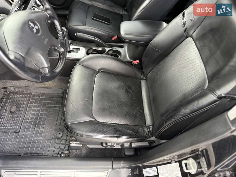 Внедорожник / Кроссовер Mitsubishi Outlander 2007 в Полтаве