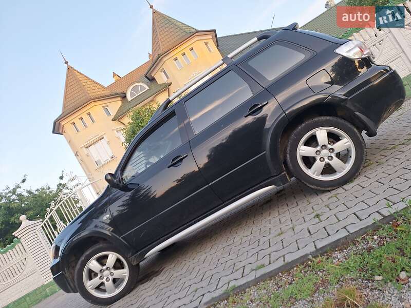 Внедорожник / Кроссовер Mitsubishi Outlander 2008 в Черновцах