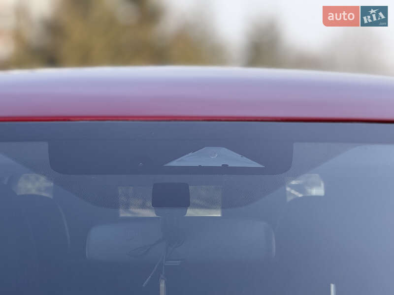 Позашляховик / Кросовер Mitsubishi Outlander 2021 в Тернополі