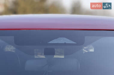 Внедорожник / Кроссовер Mitsubishi Outlander 2021 в 