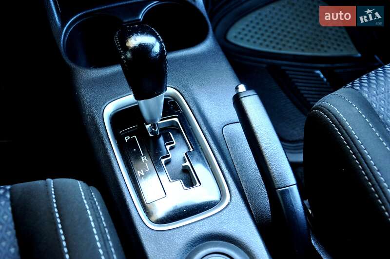 Позашляховик / Кросовер Mitsubishi Outlander 2016 в Львові