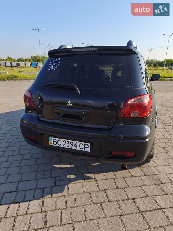 Внедорожник / Кроссовер Mitsubishi Outlander 2006 в Львове