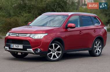 Позашляховик / Кросовер Mitsubishi Outlander 2014 в Кривому Розі