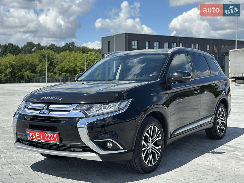 Mitsubishi Outlander 2016