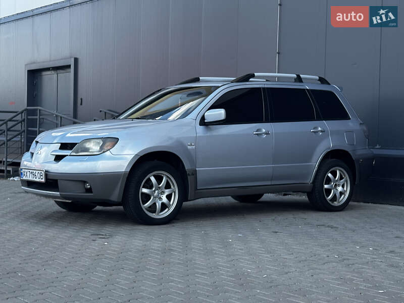 Внедорожник / Кроссовер Mitsubishi Outlander 2003 в Киеве