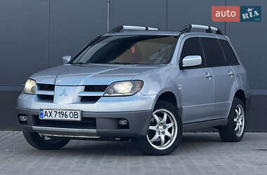 Позашляховик / Кросовер Mitsubishi Outlander 2003 в Києві