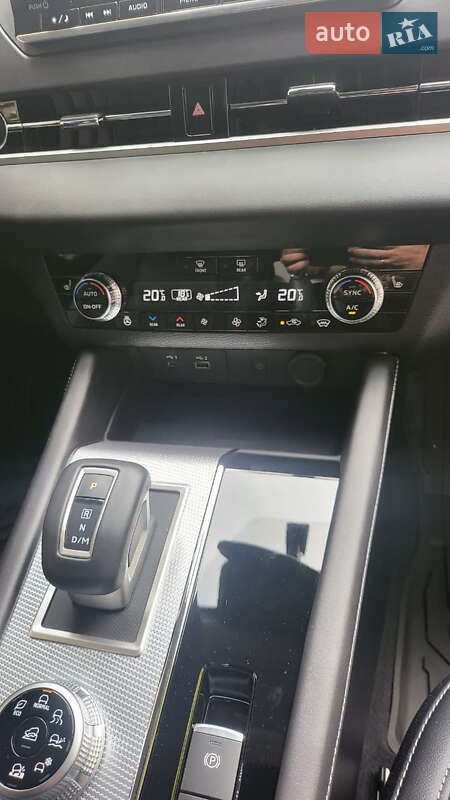 Внедорожник / Кроссовер Mitsubishi Outlander 2024 в Дергачах фото 13 Внедорожник / Кроссовер Mitsubishi Outlander 2024 в Дергачах