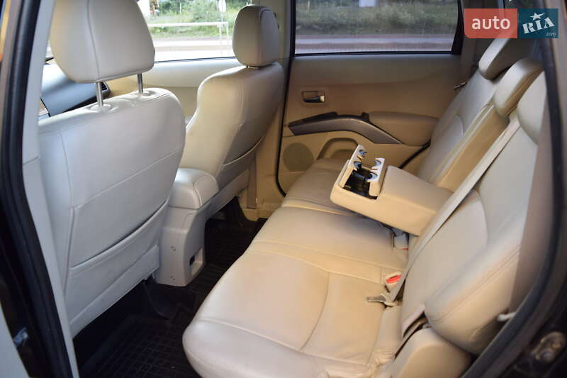 Внедорожник / Кроссовер Mitsubishi Outlander 2008 в Ивано-Франковске