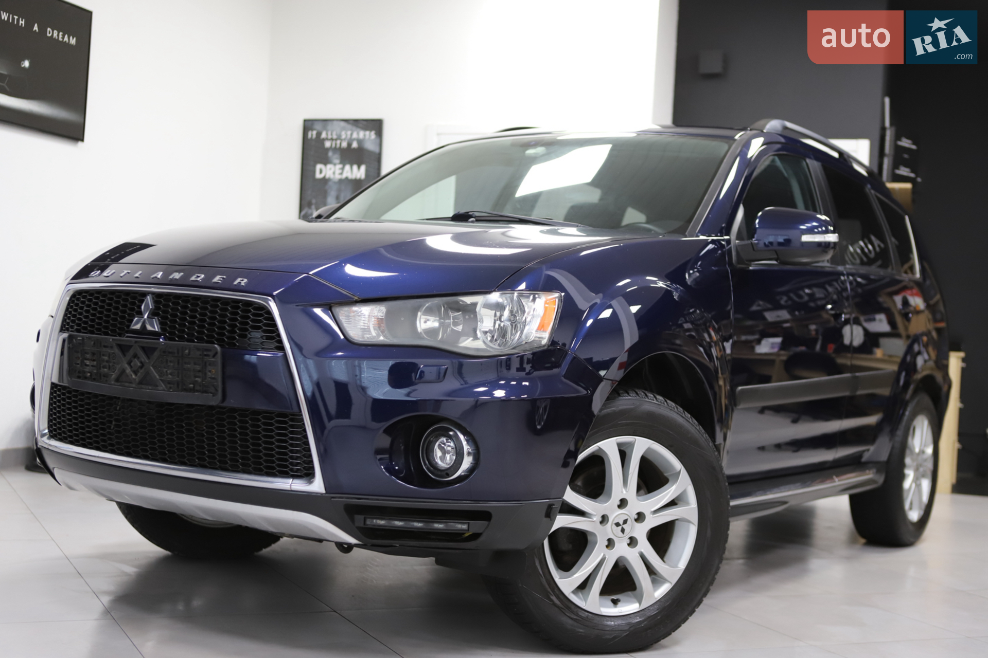 2012 Mitsubishi Outlander - мініатюра 10