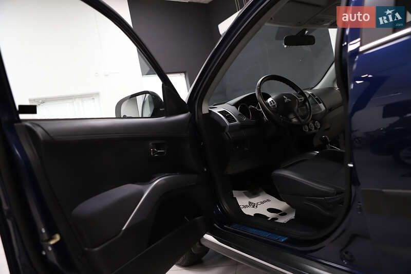 Позашляховик / Кросовер Mitsubishi Outlander 2012 в Дрогобичі