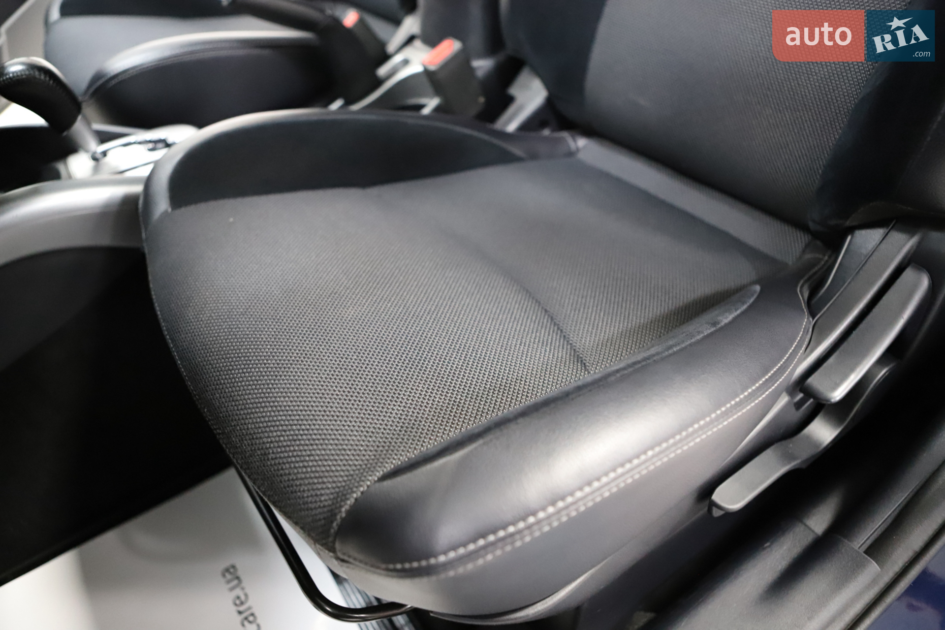2012 Mitsubishi Outlander - мініатюра 58