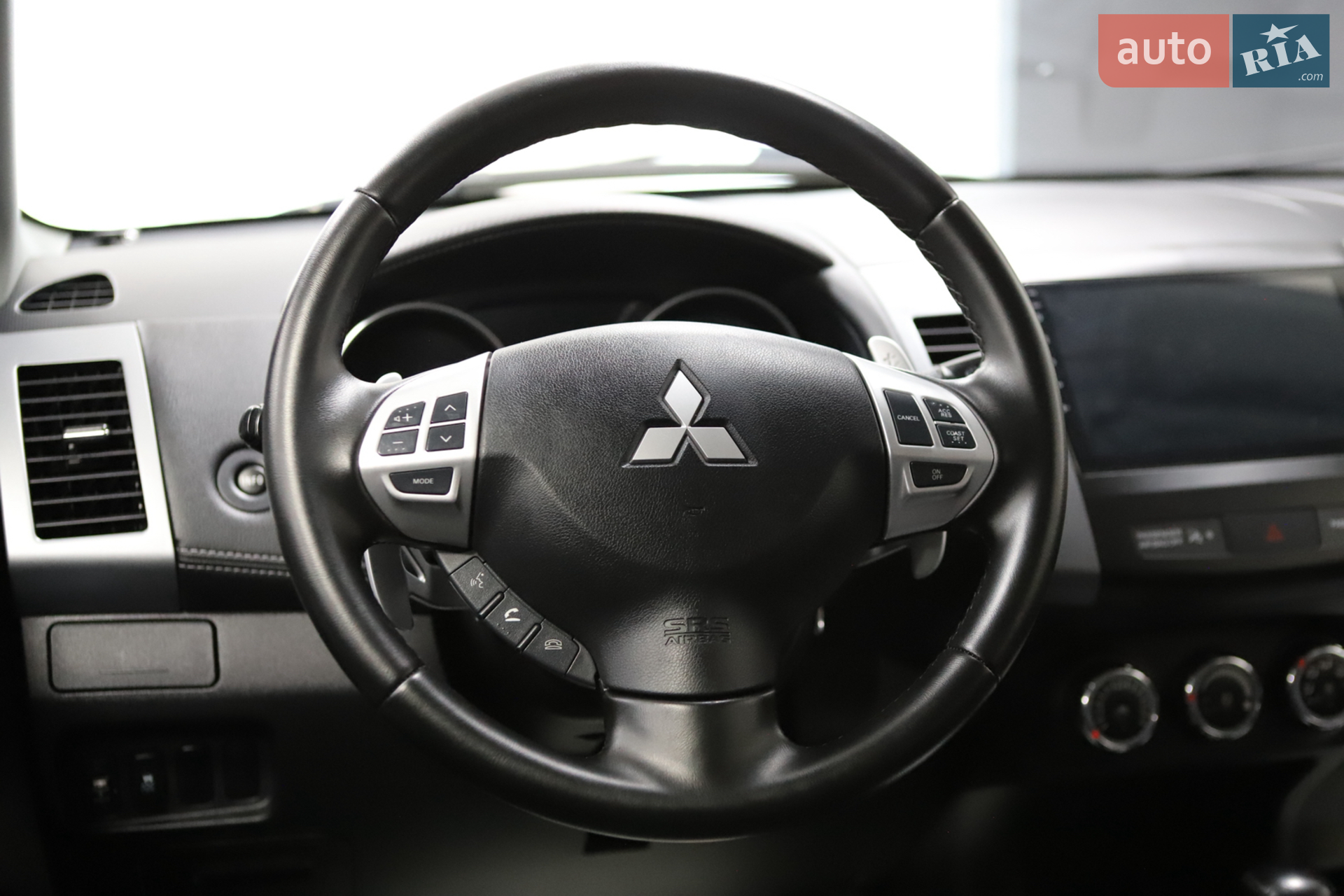 2012 Mitsubishi Outlander - мініатюра 92