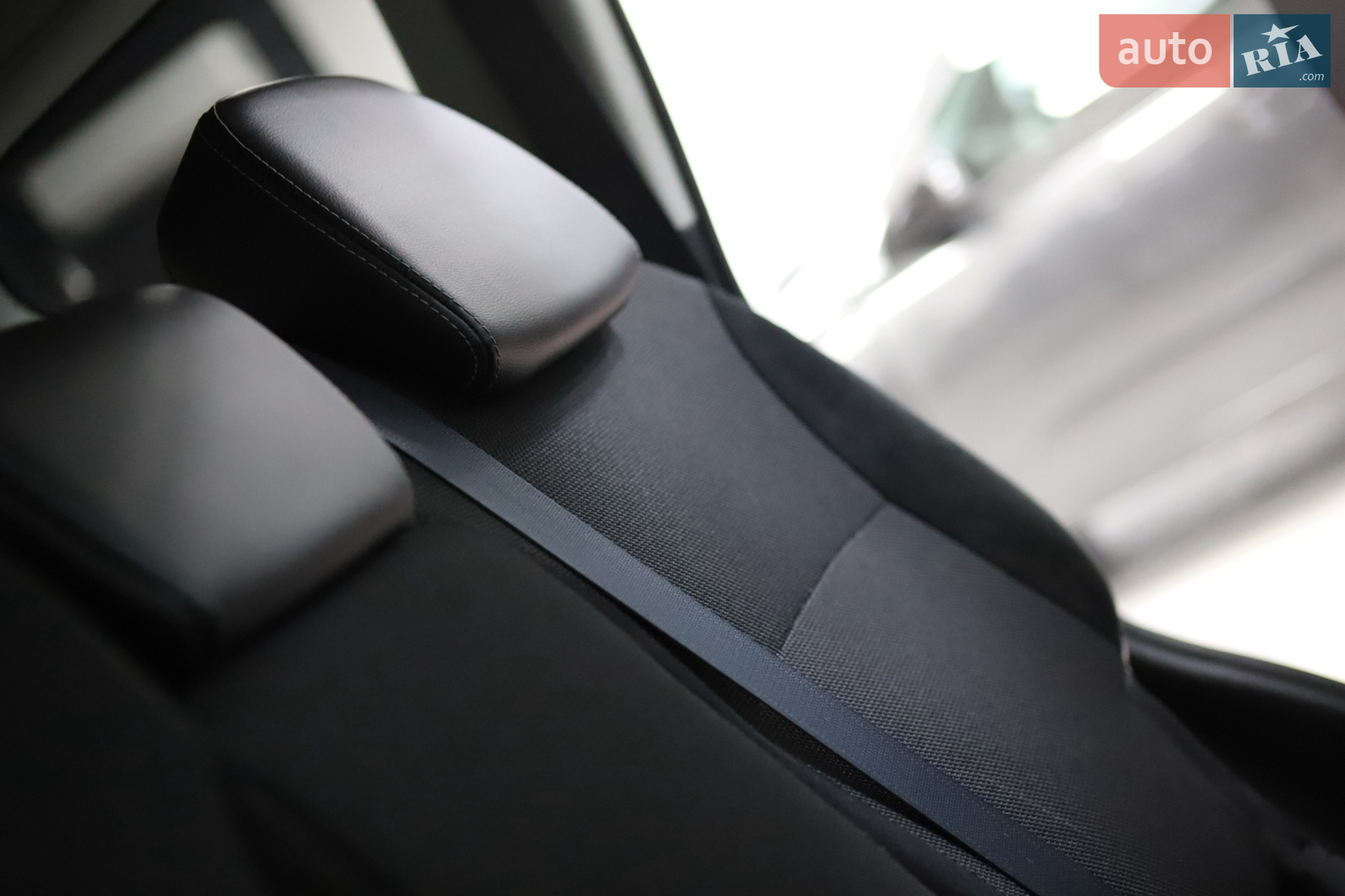 2012 Mitsubishi Outlander - мініатюра 100