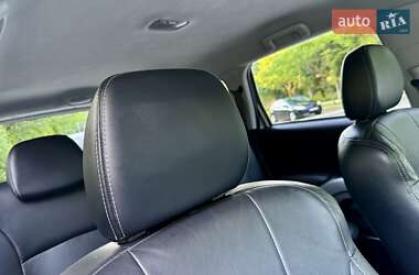 Внедорожник / Кроссовер Mitsubishi Outlander 2009 в 