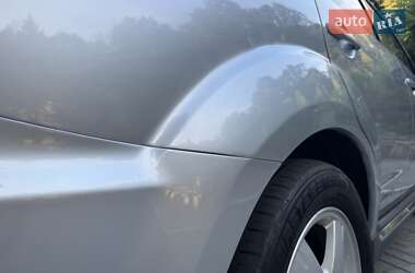 Внедорожник / Кроссовер Mitsubishi Outlander 2009 в 