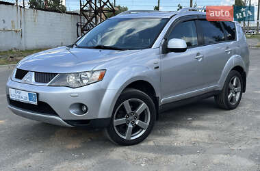 Внедорожник / Кроссовер Mitsubishi Outlander 2007 в Киеве