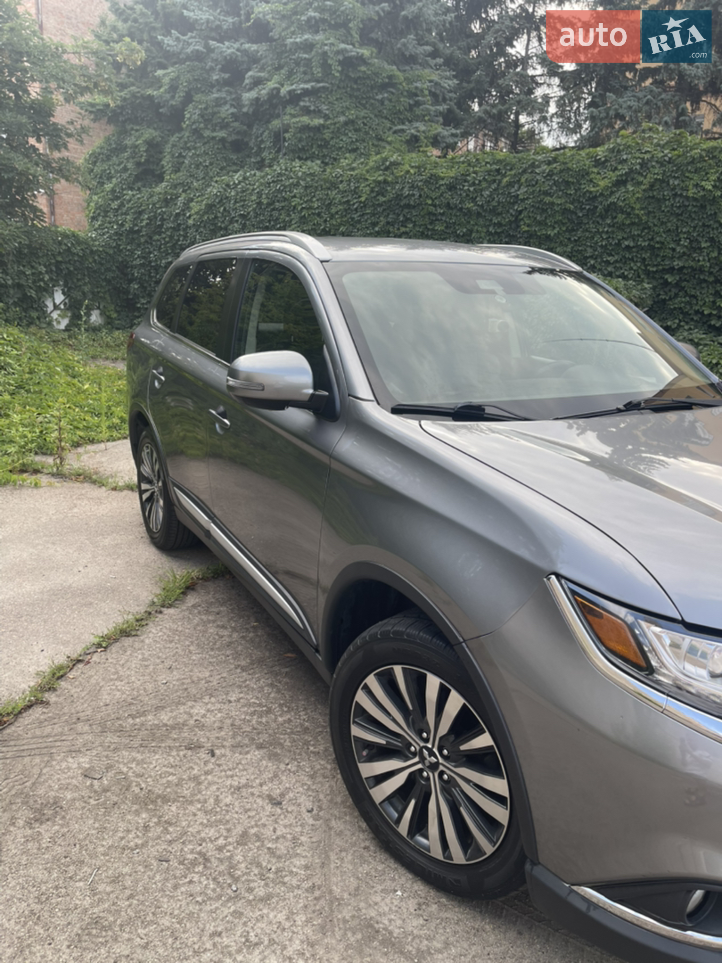 2019 Mitsubishi Outlander - мініатюра 3