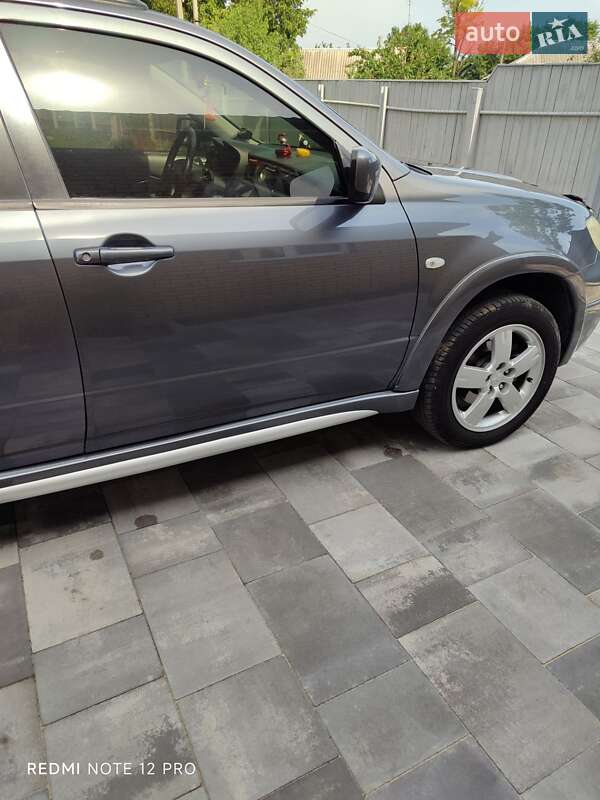 Внедорожник / Кроссовер Mitsubishi Outlander 2007 в Черкассах фото 8 Внедорожник / Кроссовер Mitsubishi Outlander 2007 в Черкассах