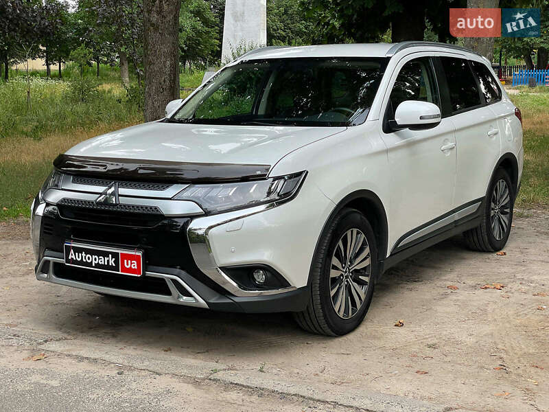 Mitsubishi Outlander 2019
