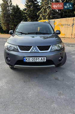 Внедорожник / Кроссовер Mitsubishi Outlander 2007 в 