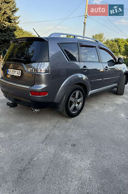 Внедорожник / Кроссовер Mitsubishi Outlander 2007 в 