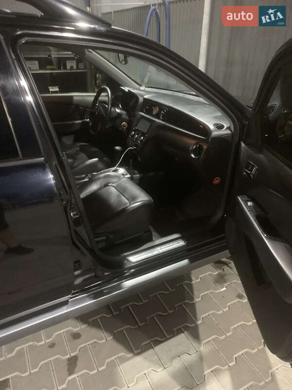 Позашляховик / Кросовер Mitsubishi Outlander 2004 в Одесі