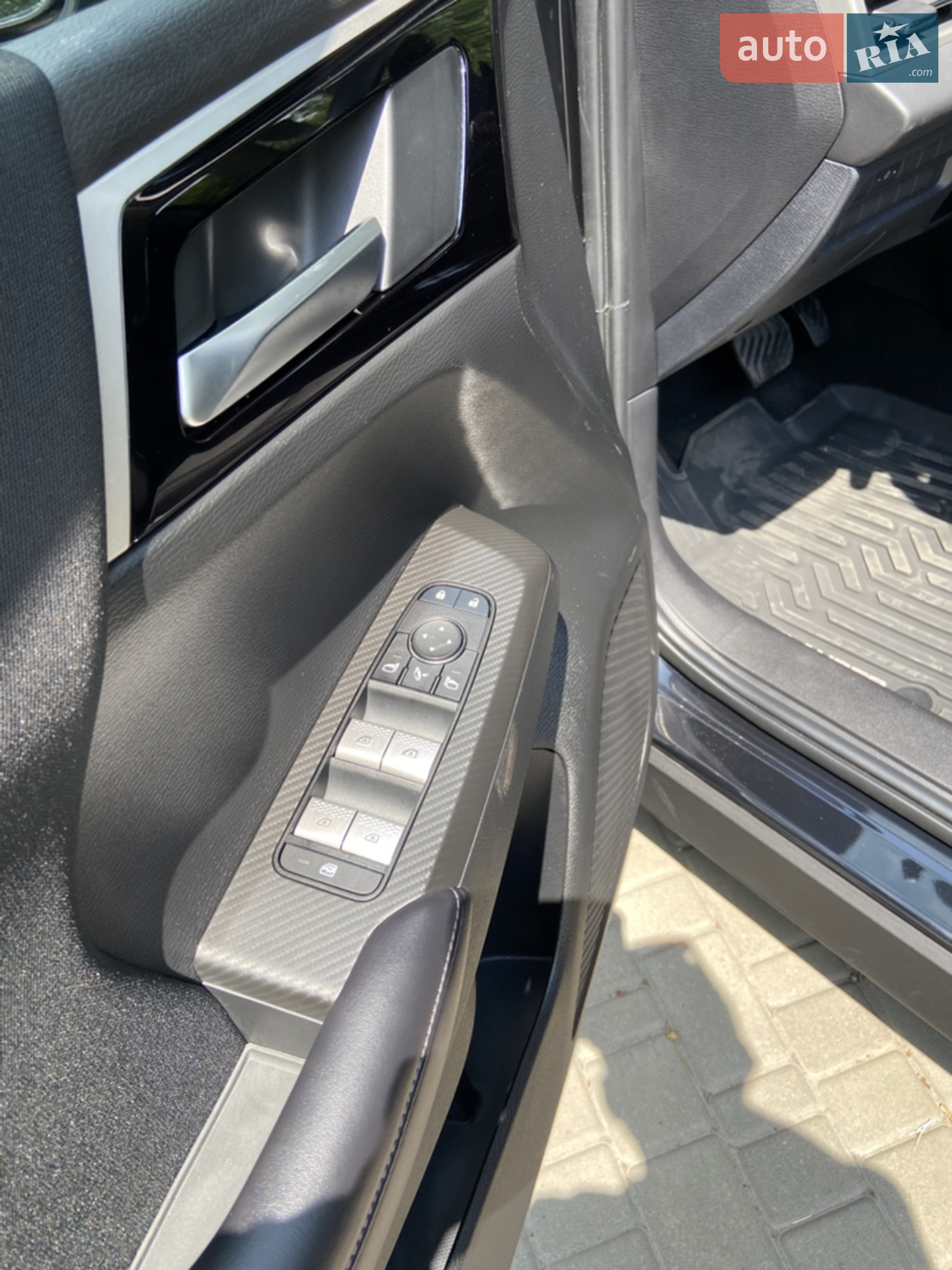 2022 Mitsubishi Outlander - мініатюра 25