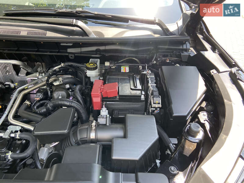 Позашляховик / Кросовер Mitsubishi Outlander 2022 в Умані