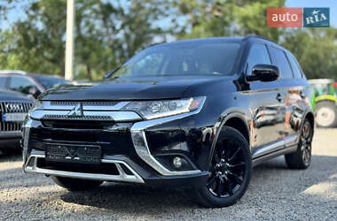 Позашляховик / Кросовер Mitsubishi Outlander 2019 в Умані