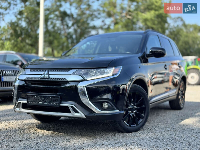 Mitsubishi Outlander 2019